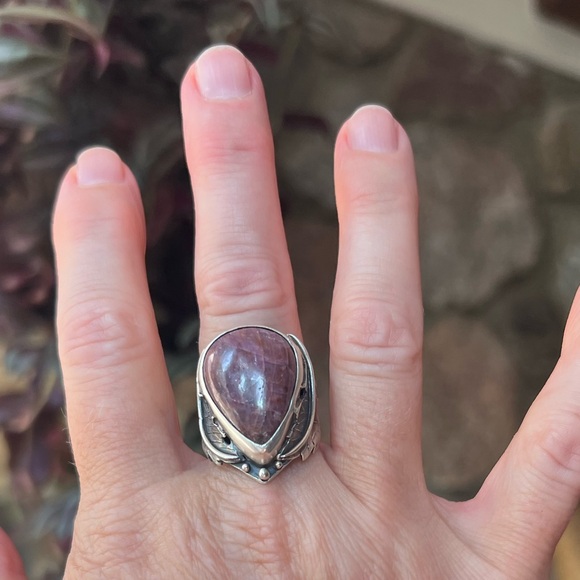 Acid Queen Ruby Oak Leaf Ring, Size 7.25 - Picture 8 of 14